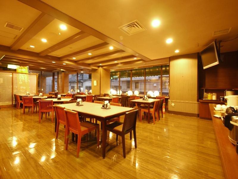Hotel Route-Inn Toyama Ekimae Екстер'єр фото